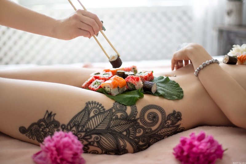 Фото: Nyotaimori япония