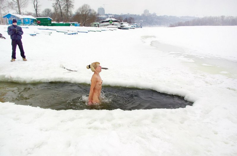 Купание зимой