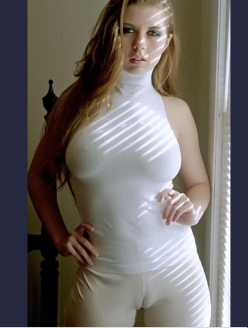 Пышная женщина