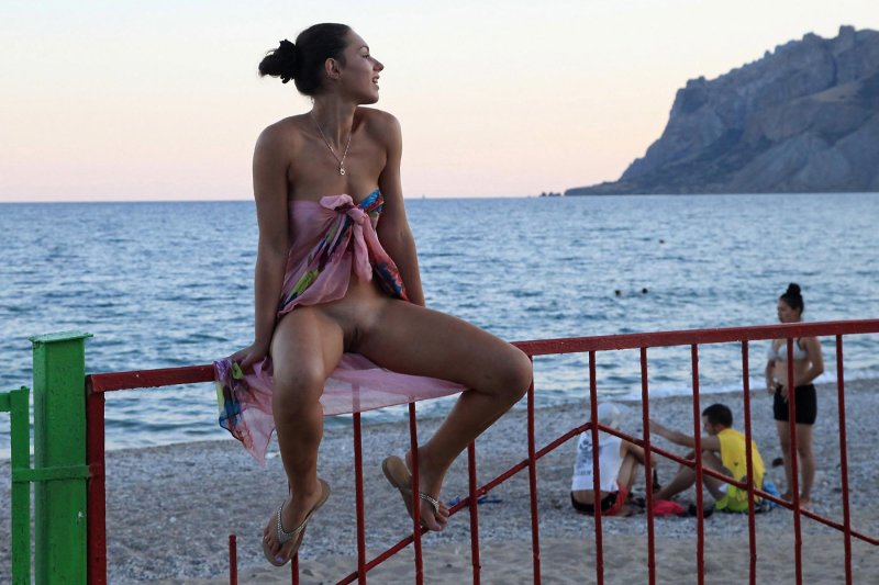 Худенькая попа