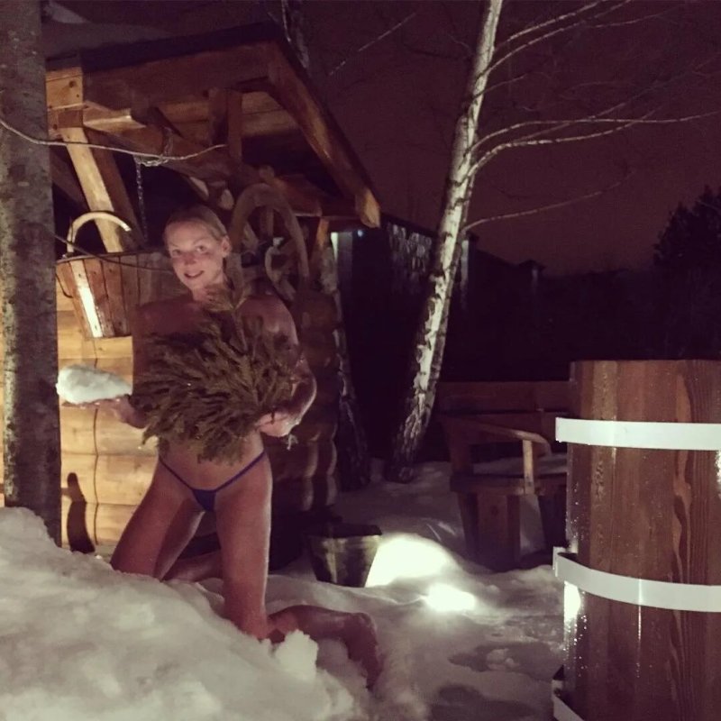 Анастасия волочкова в купели