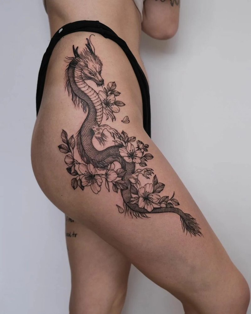 Тату дракона для девушек