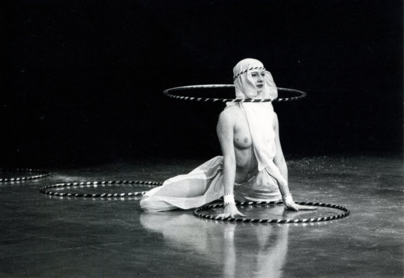 Голые артисты цирка