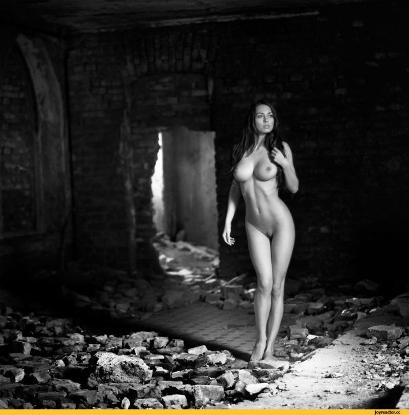 Домашняя фотосессия в стиле ню