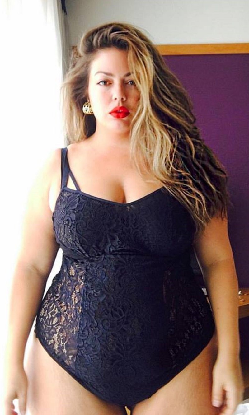 Флавия ласерда модель плюс сайз