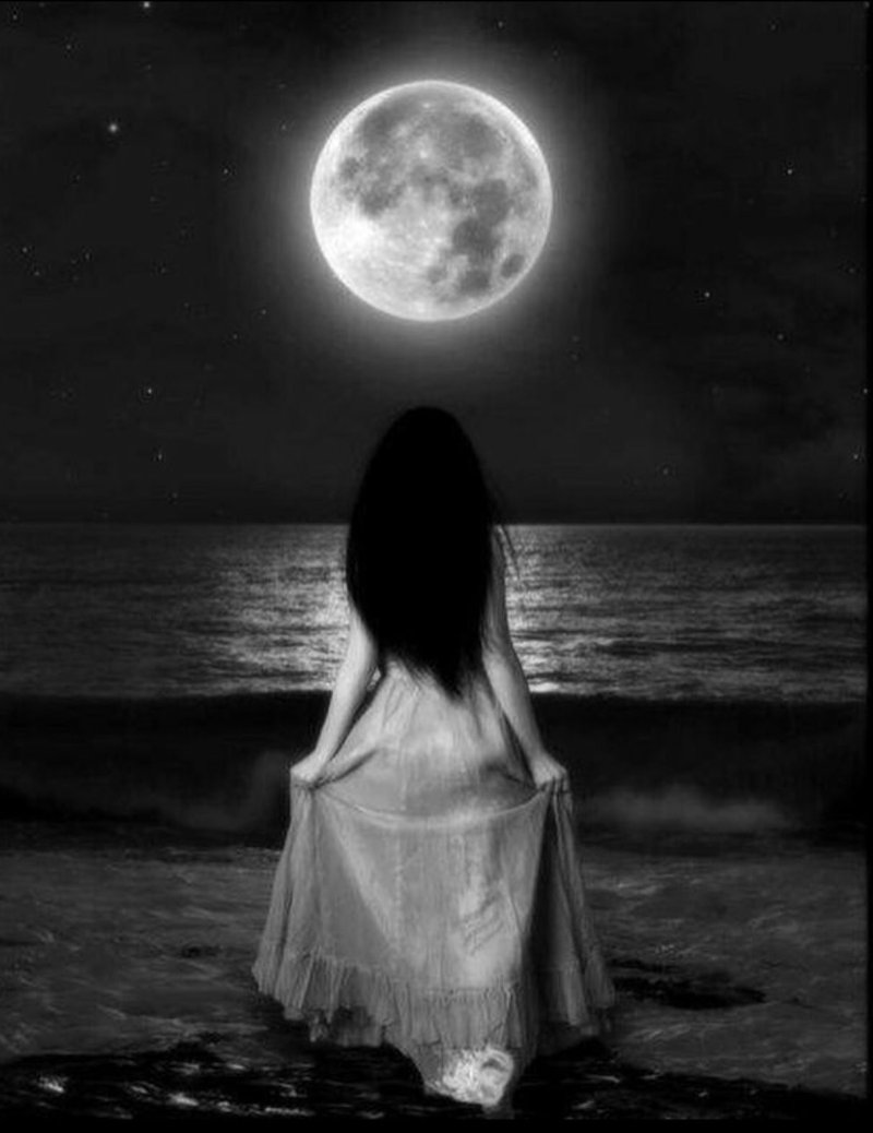 Лунная девушка