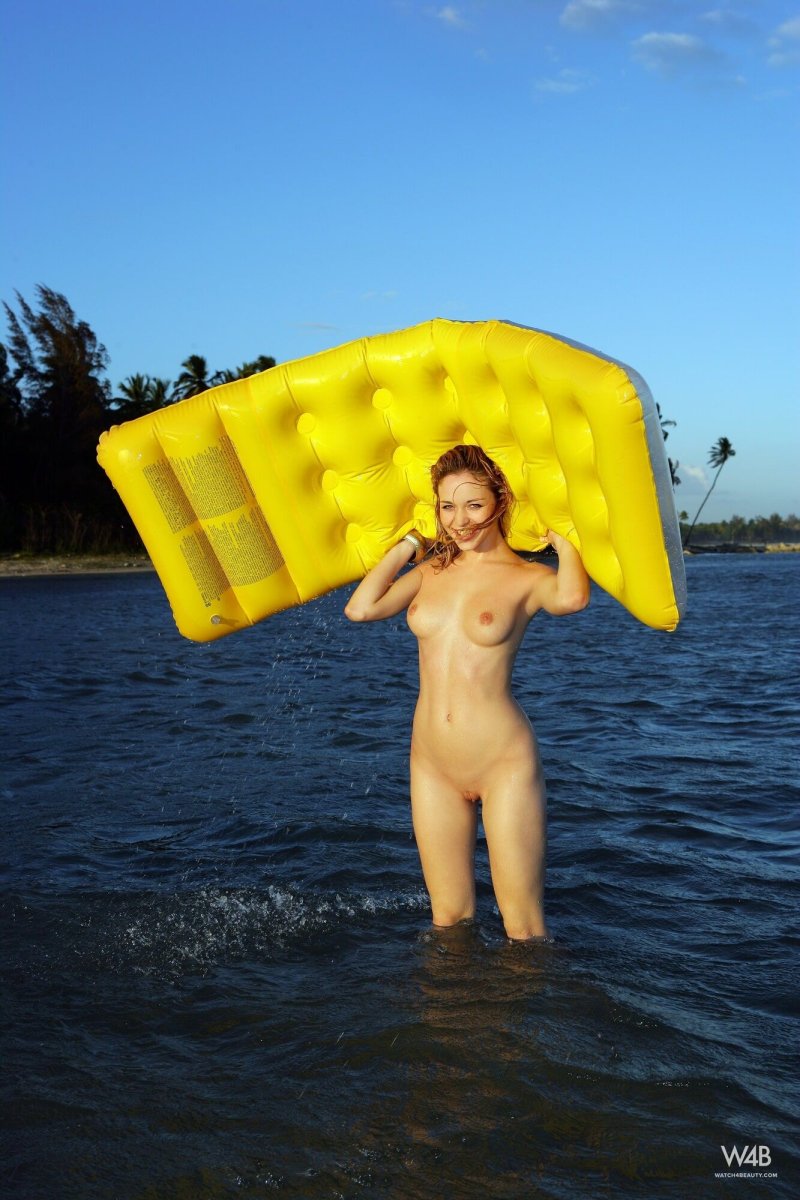 Надувной матрас